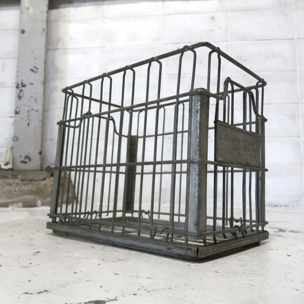 CARNATION ビンテージ ワイヤーバスケット