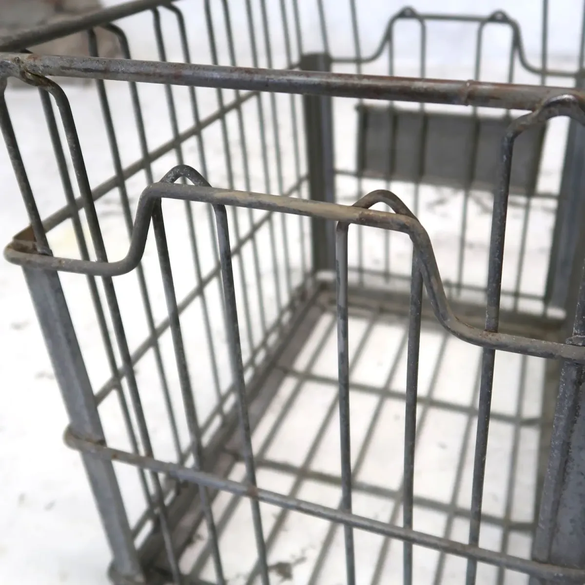 CARNATION ビンテージ ワイヤーバスケット