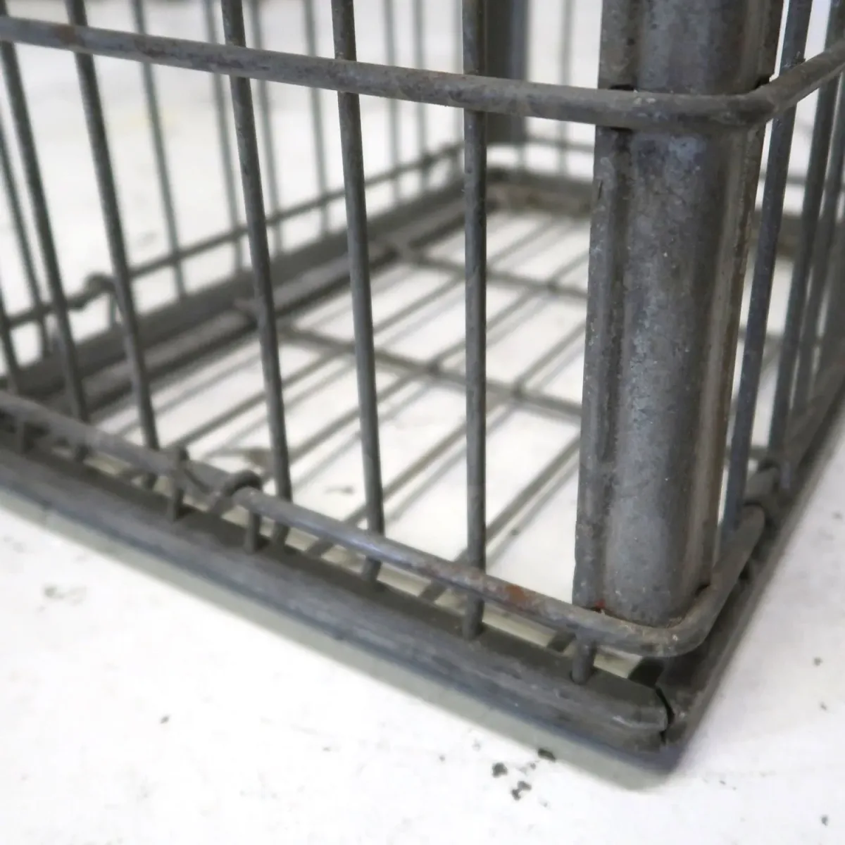 CARNATION ビンテージ ワイヤーバスケット