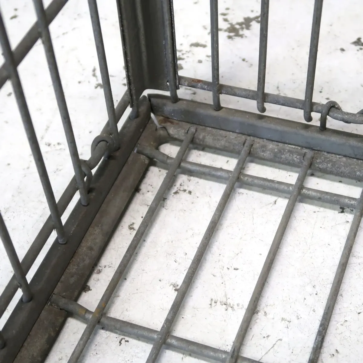 CARNATION ビンテージ ワイヤーバスケット