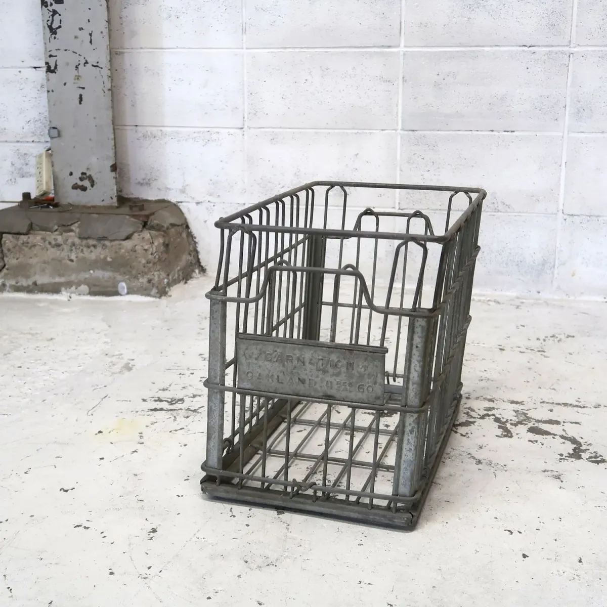 CARNATION ビンテージ ワイヤーバスケット