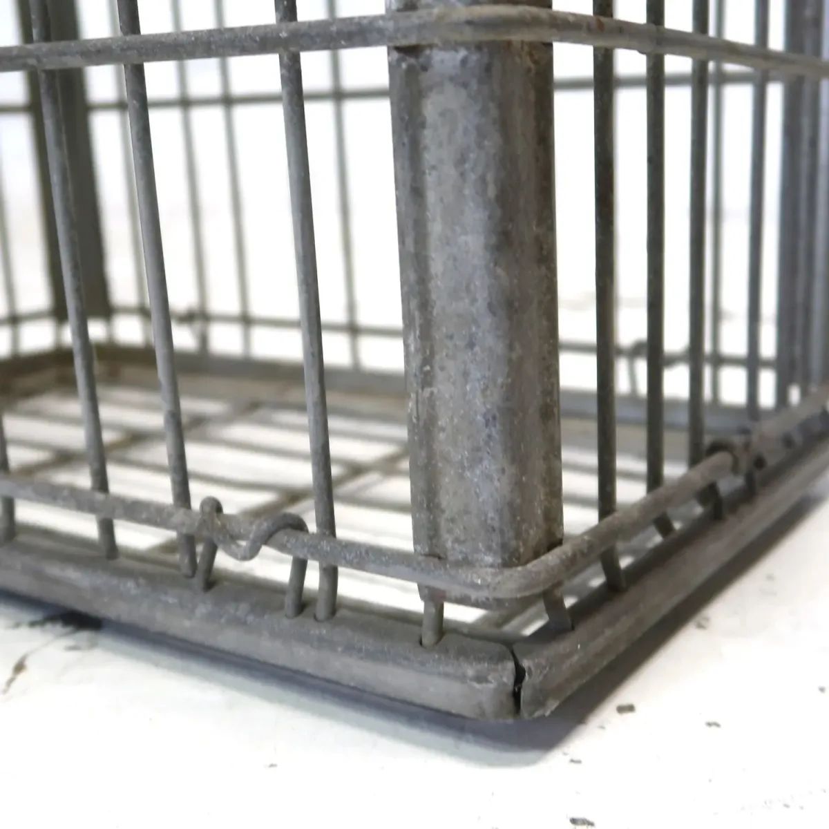 CARNATION ビンテージ ワイヤーバスケット