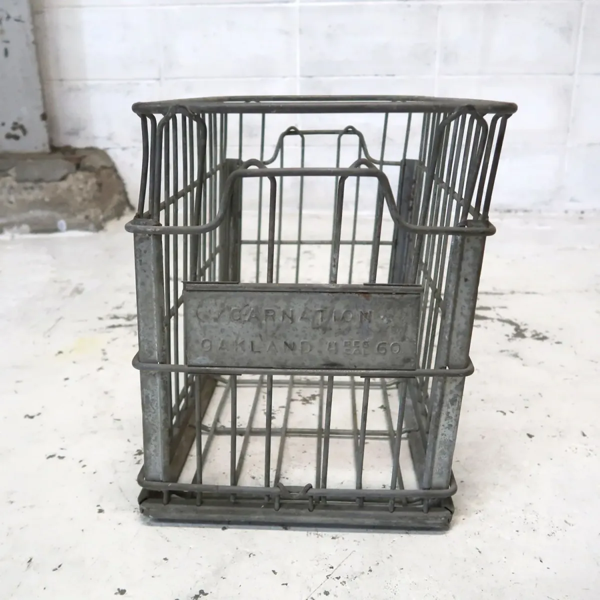 CARNATION ビンテージ ワイヤーバスケット