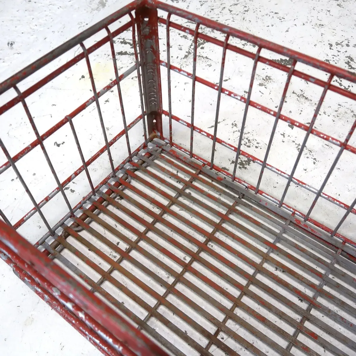 ビンテージ ワイヤーバスケット