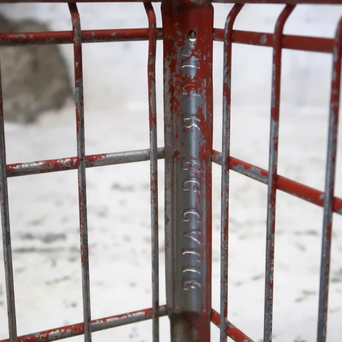 ビンテージ ワイヤーバスケット