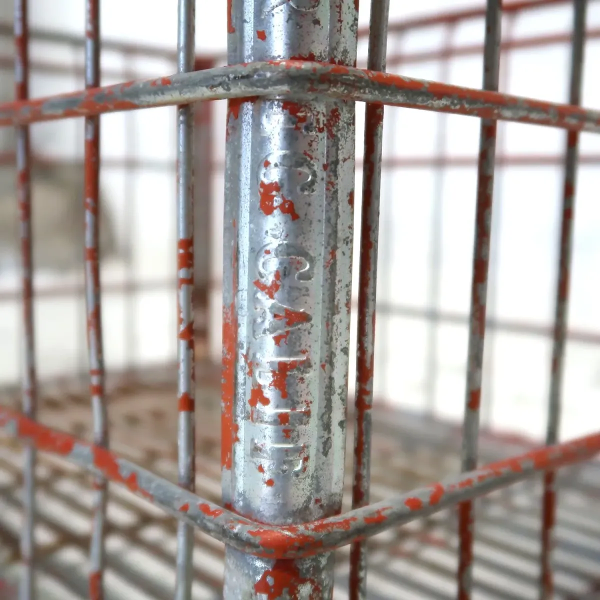 ビンテージ ワイヤーバスケット