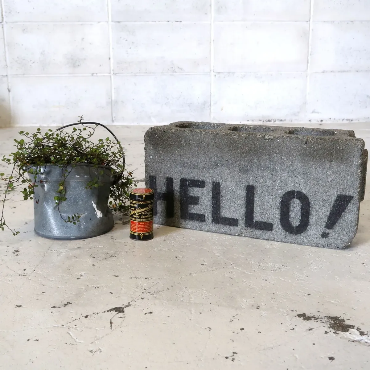 Zenith ビンテージ メタル缶