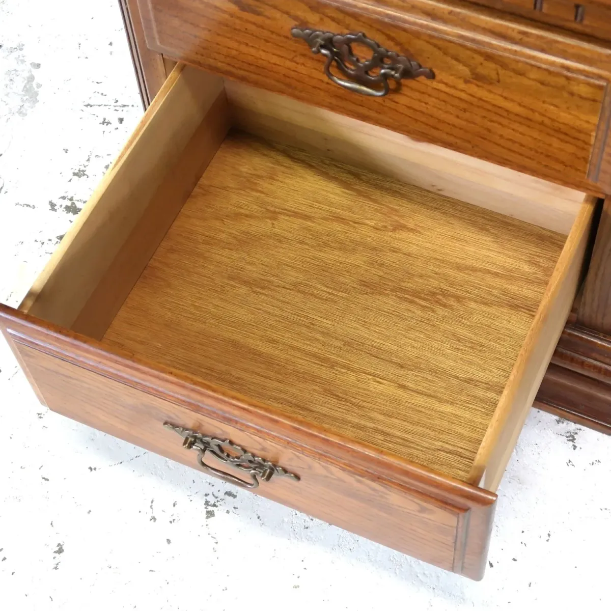 アンティーク ナイトスタンド