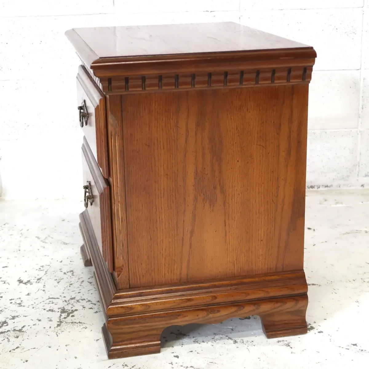 アンティーク ナイトスタンド