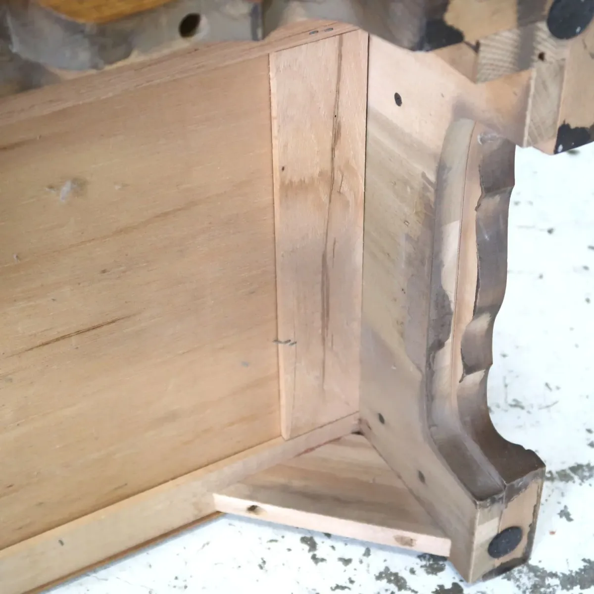 アンティーク ナイトスタンド