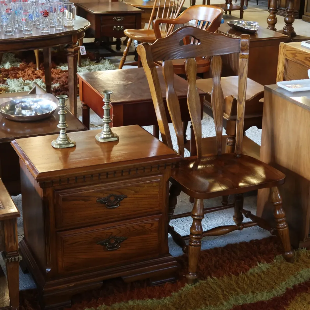 アンティーク ナイトスタンド