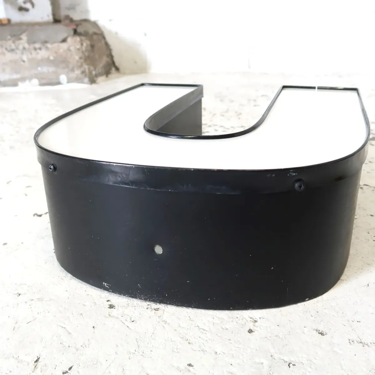 ビンテージ レターサイン U