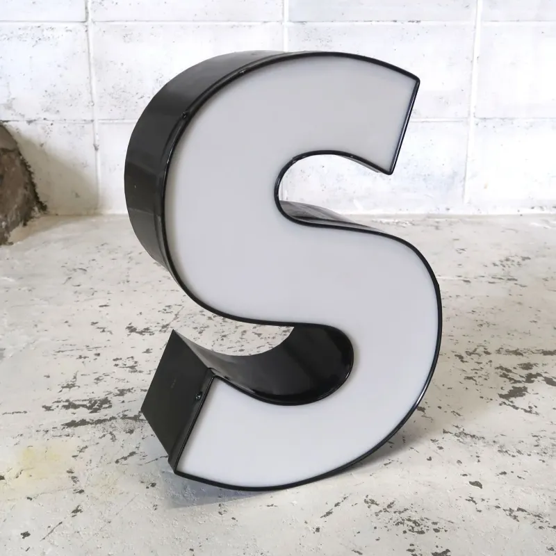 ビンテージ レターサイン S