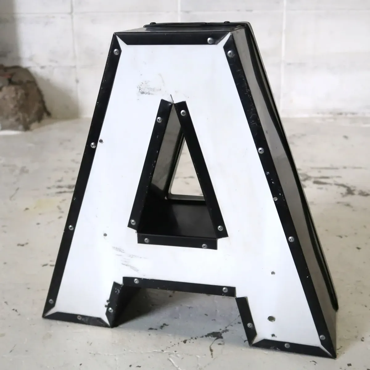 ビンテージ レターサイン A