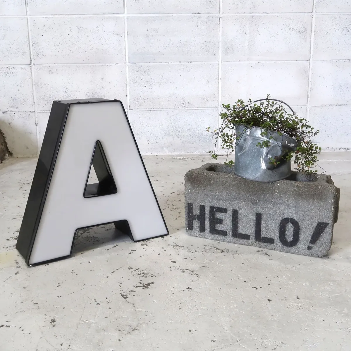 ビンテージ レターサイン A