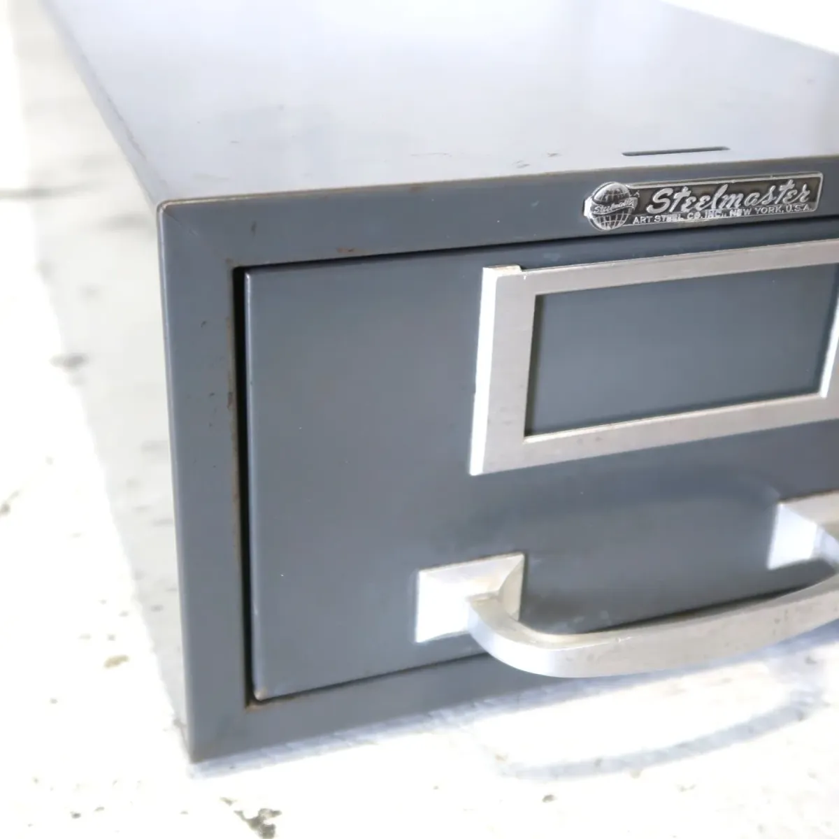 Steel master ビンテージ メタルキャビネット