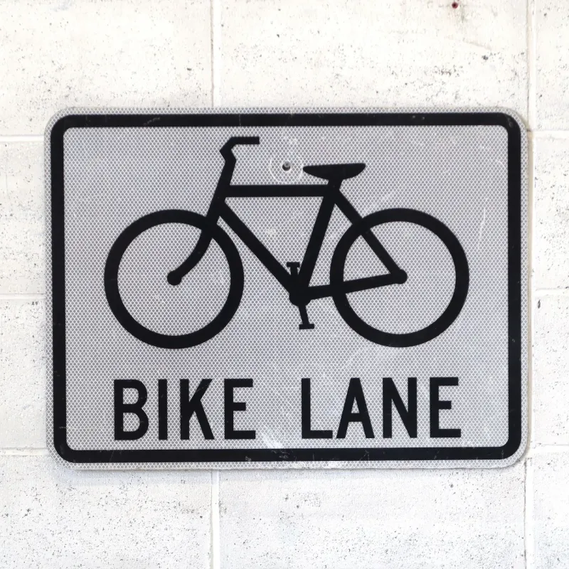 BIKE LANE ロードサイン