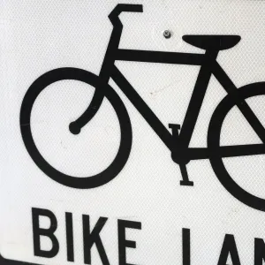BIKE LANE ロードサイン