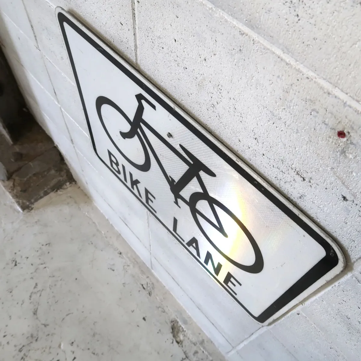 BIKE LANE ロードサイン