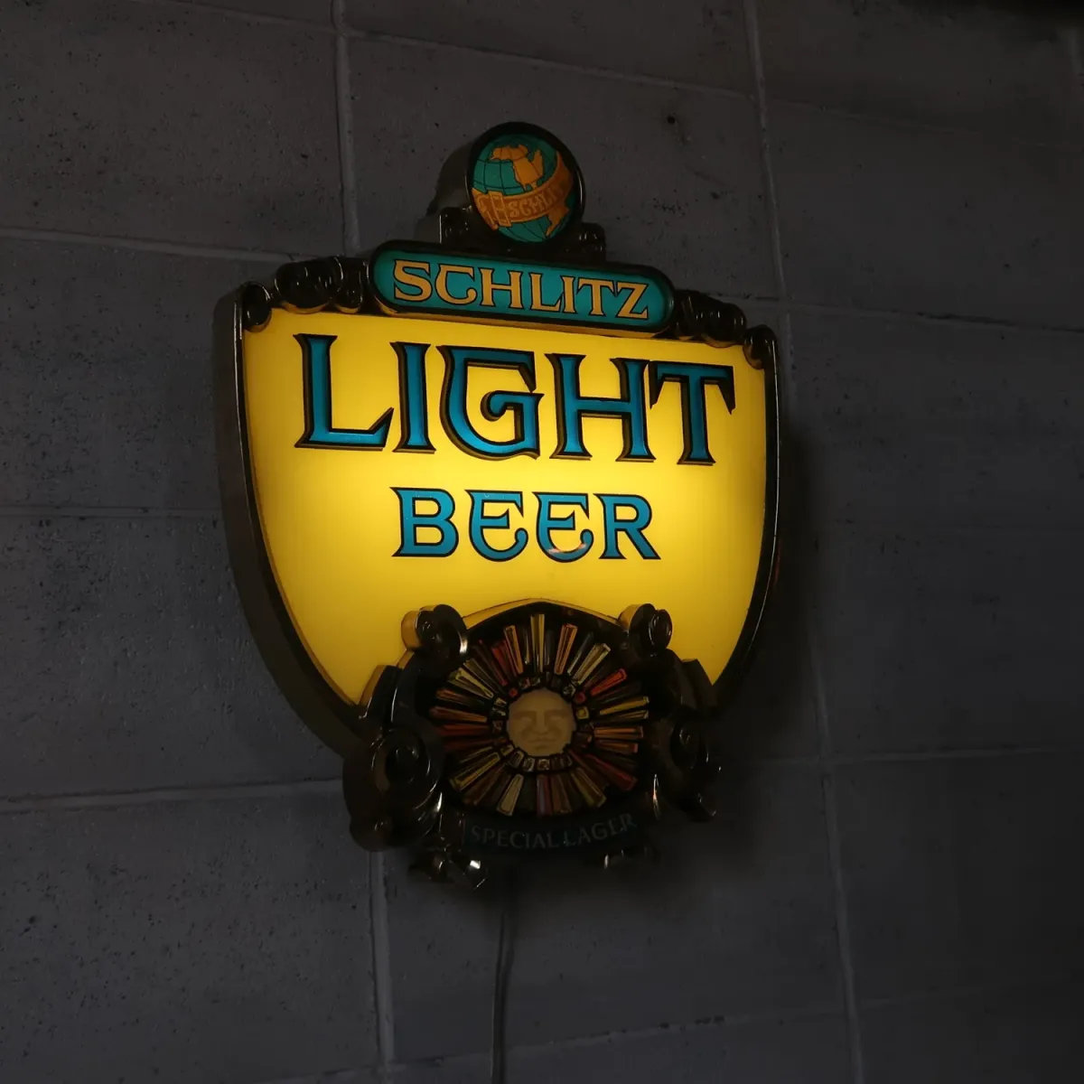 Schlitz LIGHT ビンテージ モーションライトサイン