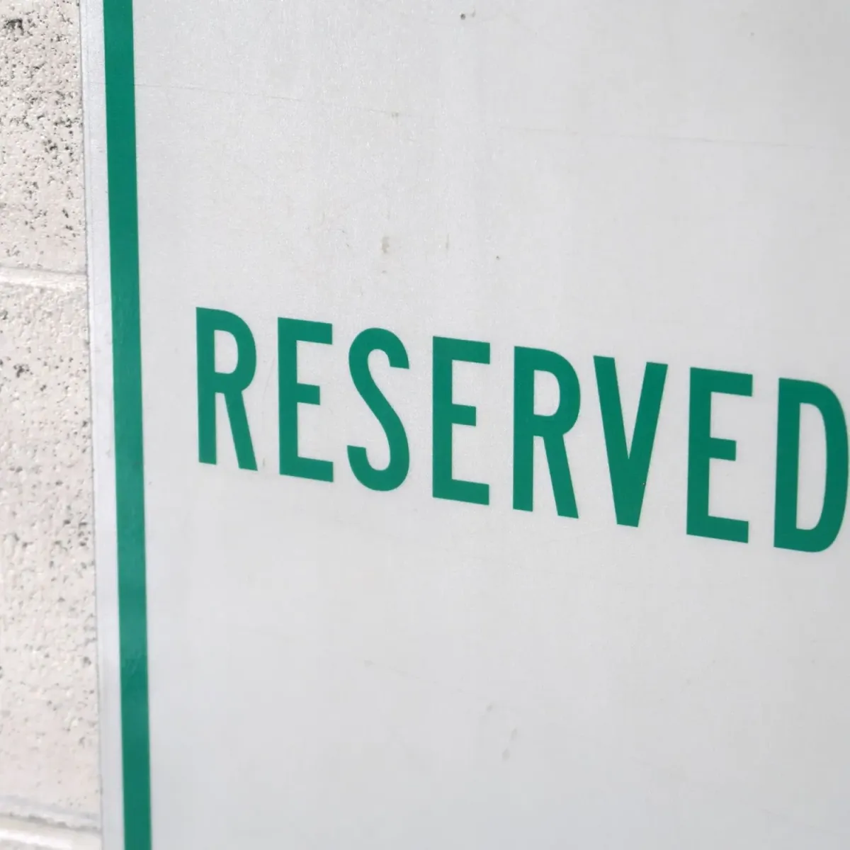 RESERVED メタルサイン