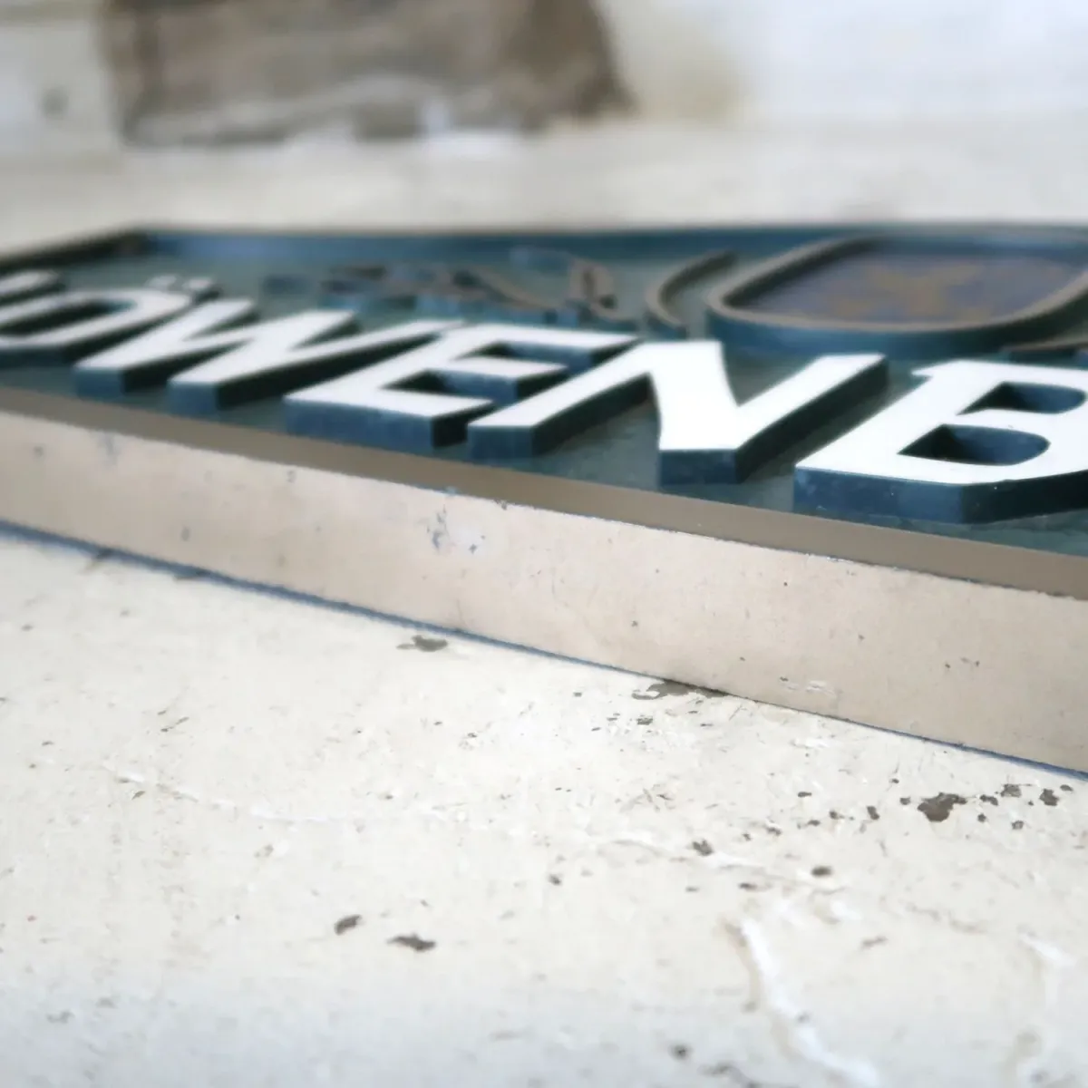 LOWENBRAU ビンテージ ウォールサイン