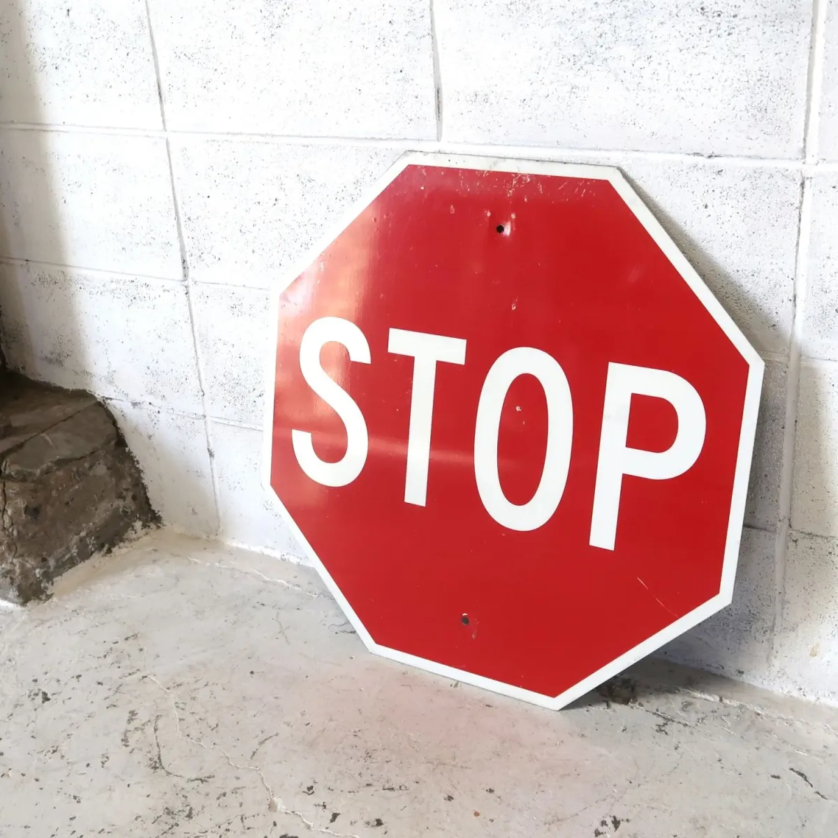 STOP ロードサイン