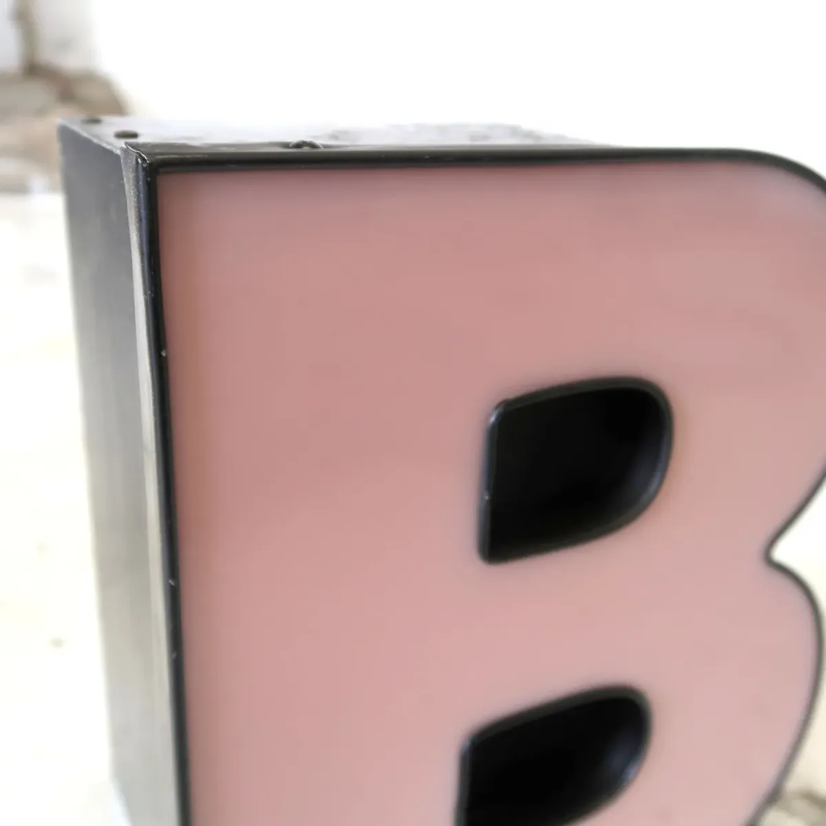 ビンテージ レターサイン B