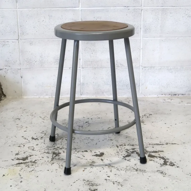 National Public Seating メタルスツール