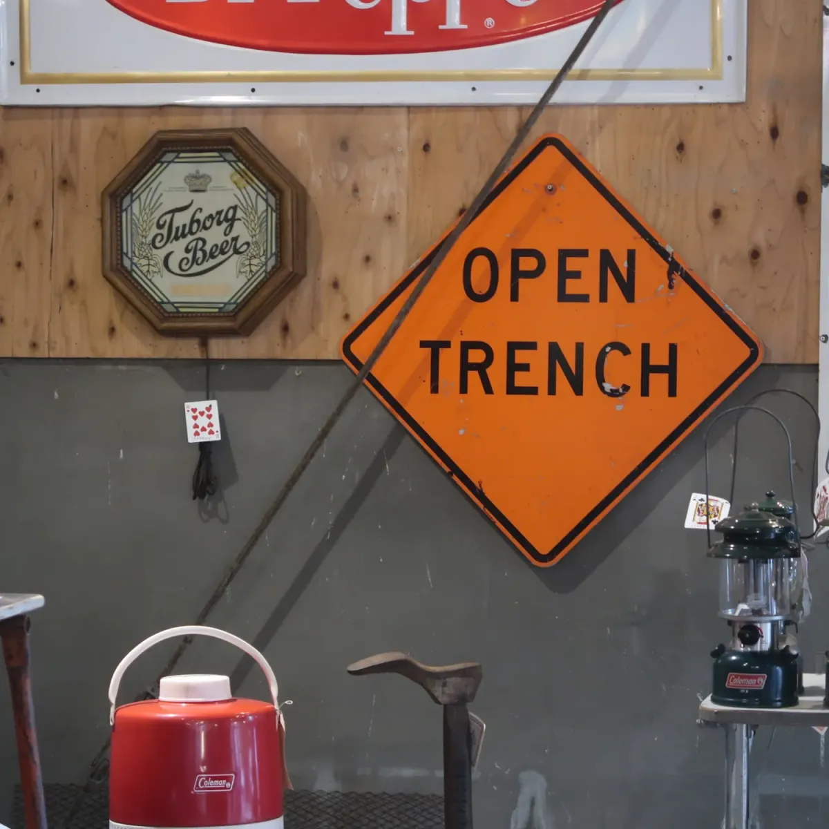 OPEN TRENCH ビンテージ ロードサイン