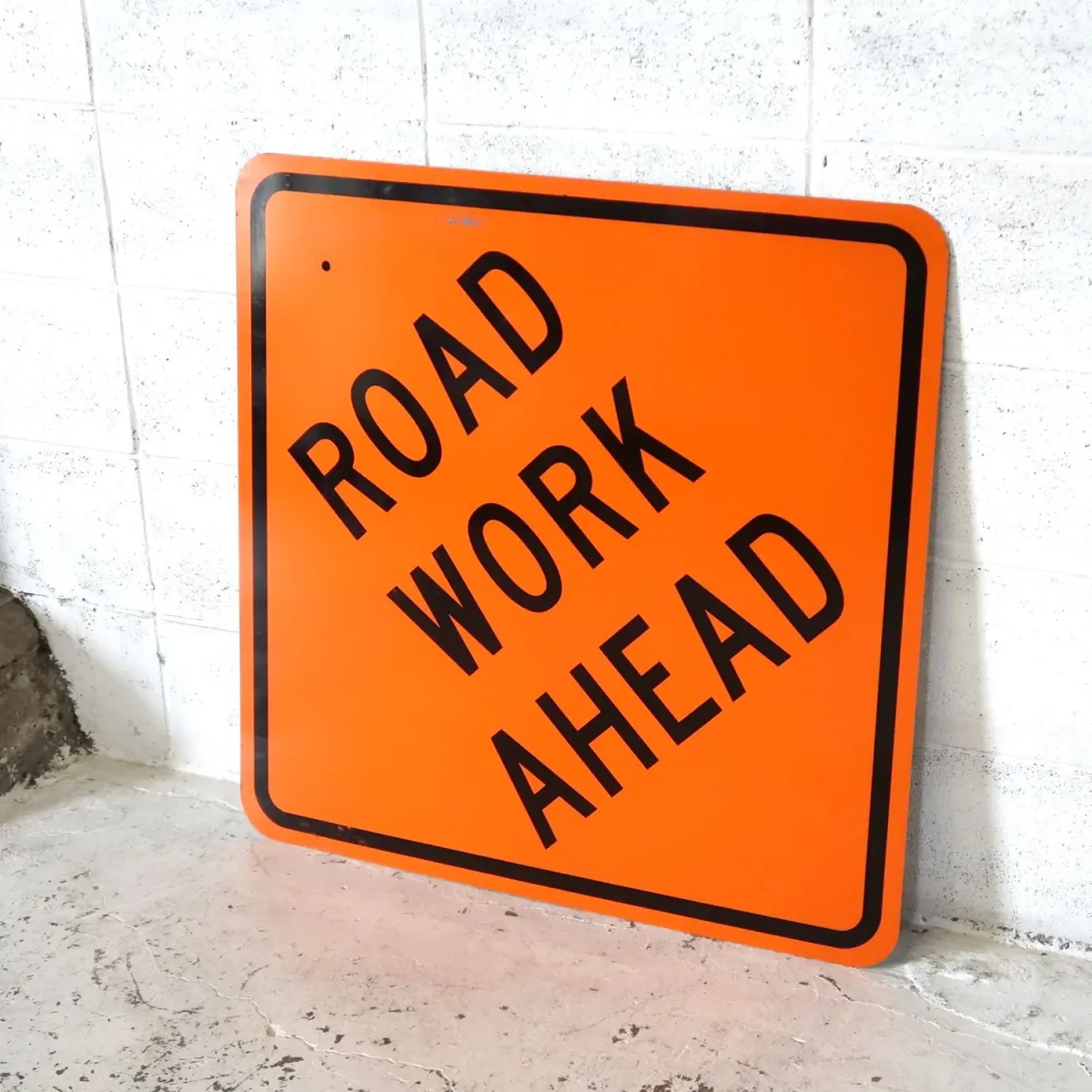 ROAD WORK AHEAD 大型ロードサイン