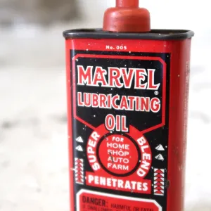 Marvel オイル缶