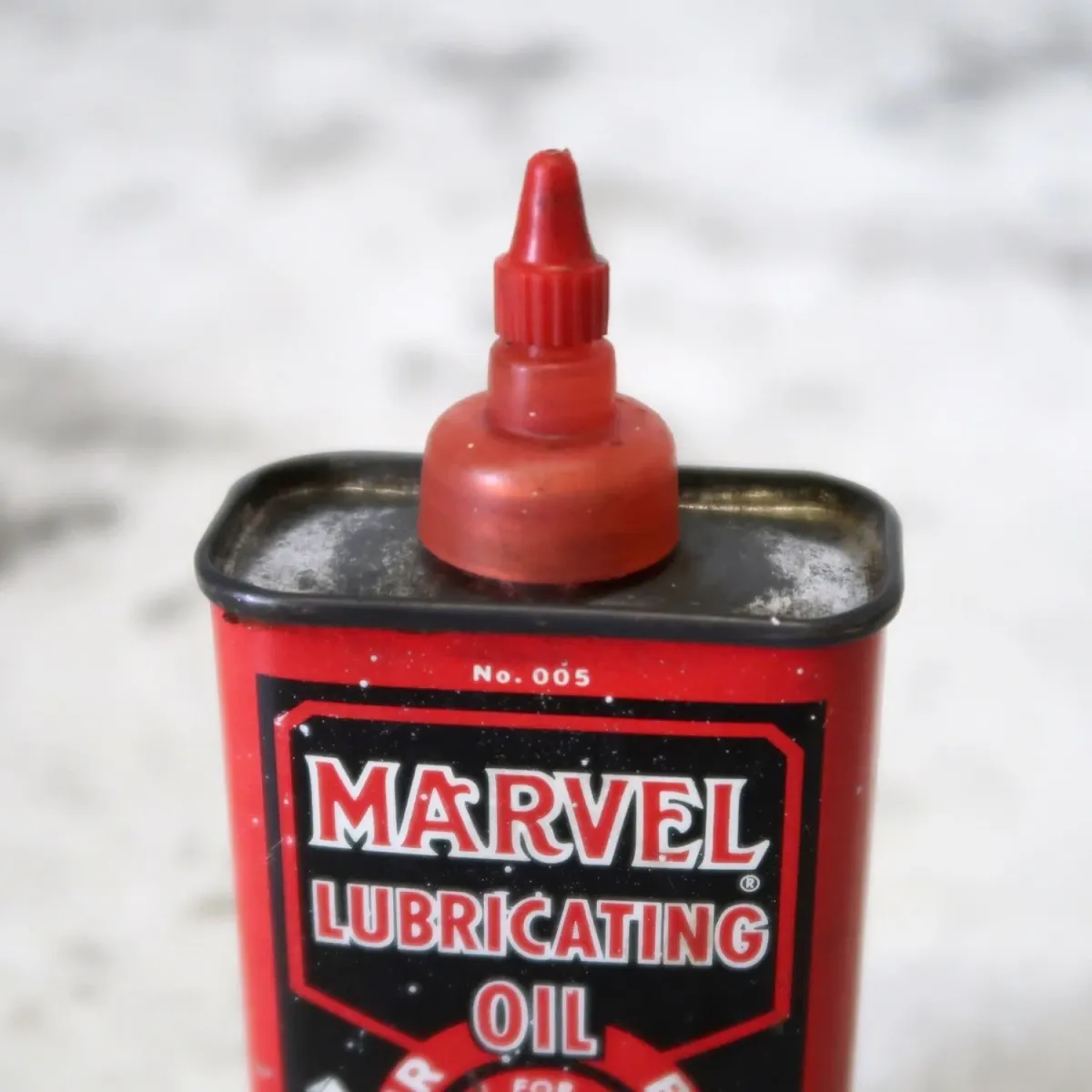 Marvel オイル缶
