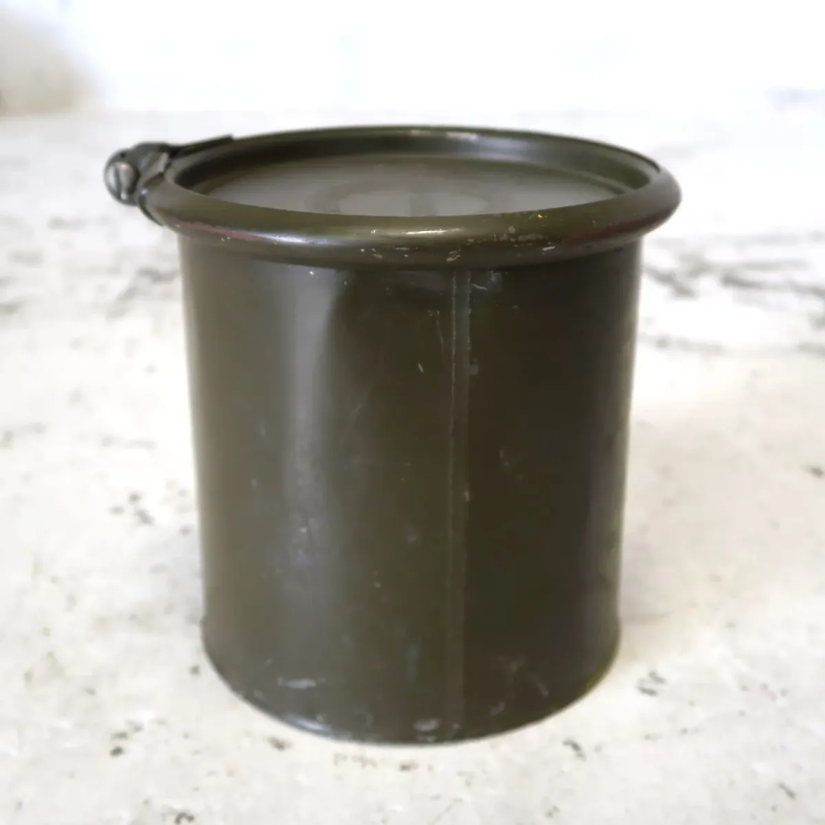 ビンテージ ミリタリー メタル缶
