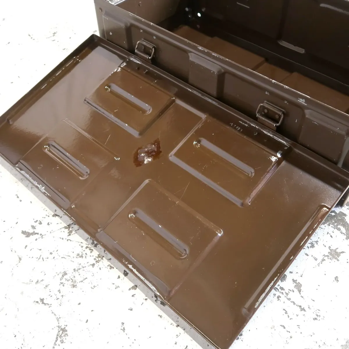 ビンテージ ミリタリー メタルトランク
