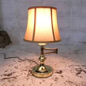 ゴールドメタル テーブルランプ
