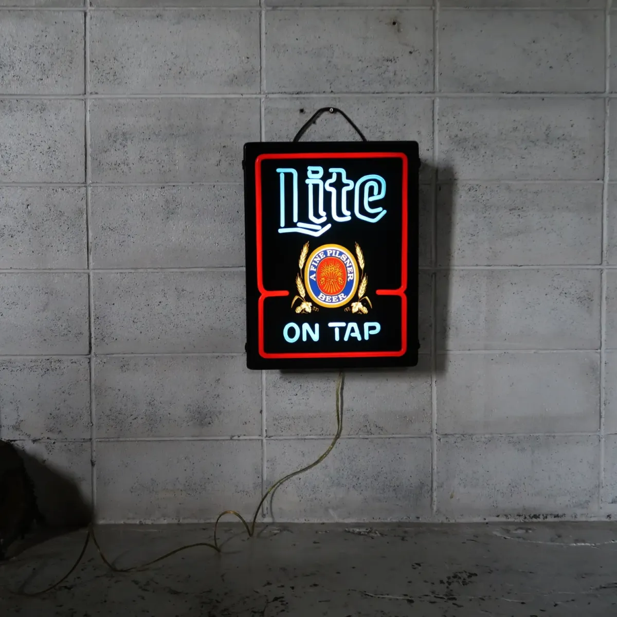 Miller Lite ビンテージ ネオンデザイン ライトサイン