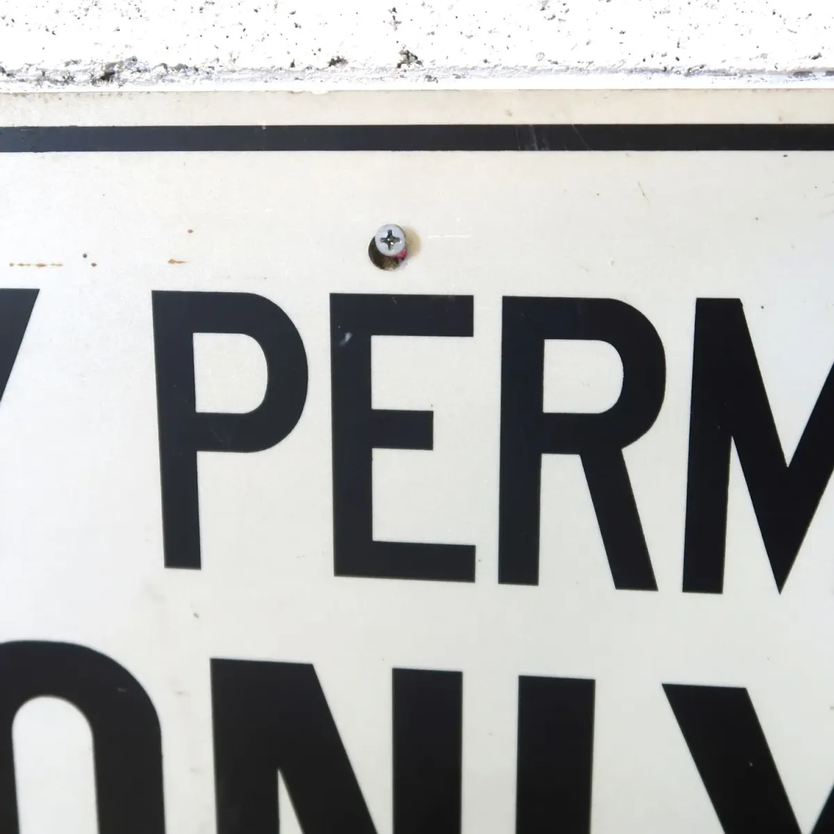 BY PERMIT ONLY ビンテージ ロードサイン