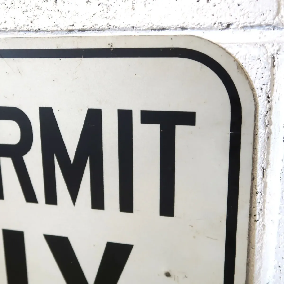 BY PERMIT ONLY ビンテージ ロードサイン