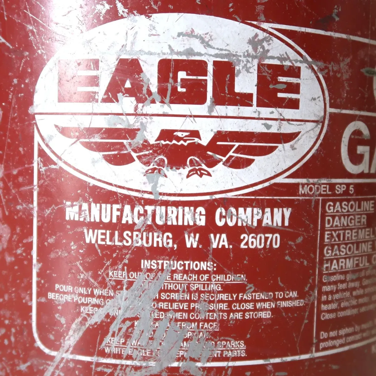 EAGLE ガソリン缶