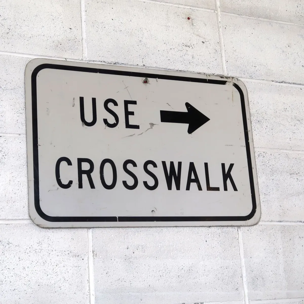 USE CROSSWALK ビンテージ ロードサイン