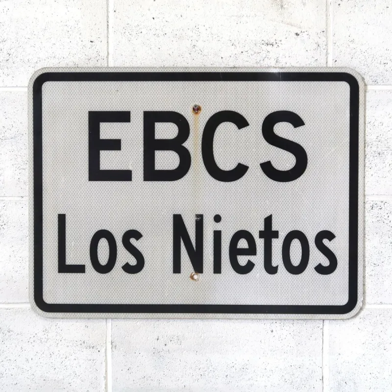 EBCS Los Nietos メタルサイン