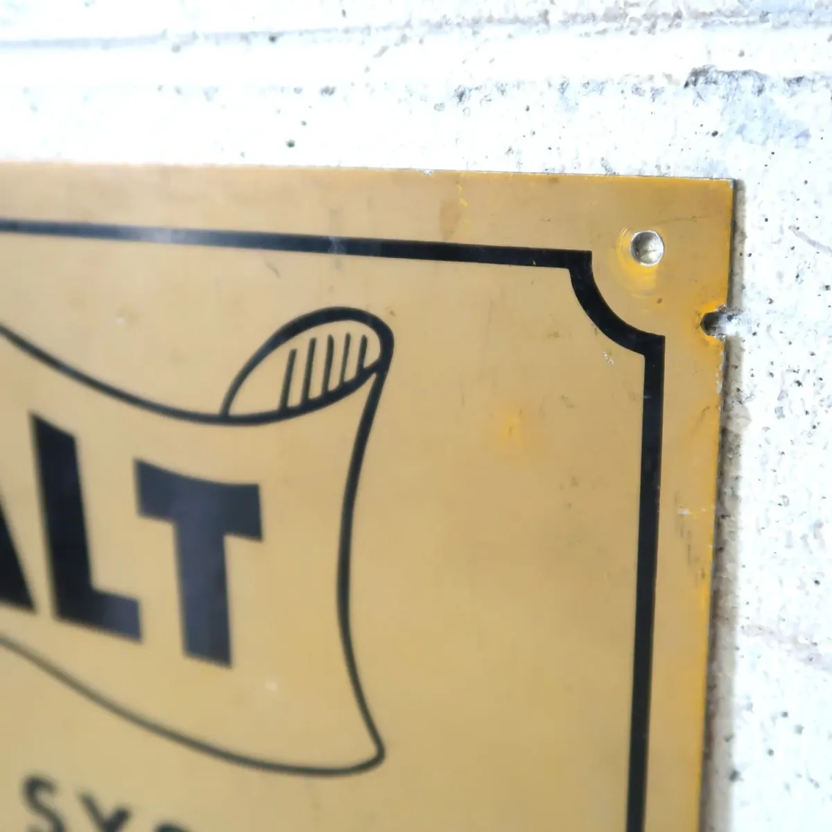 WALT ALARM SYSTEM ビンテージ メタルサイン