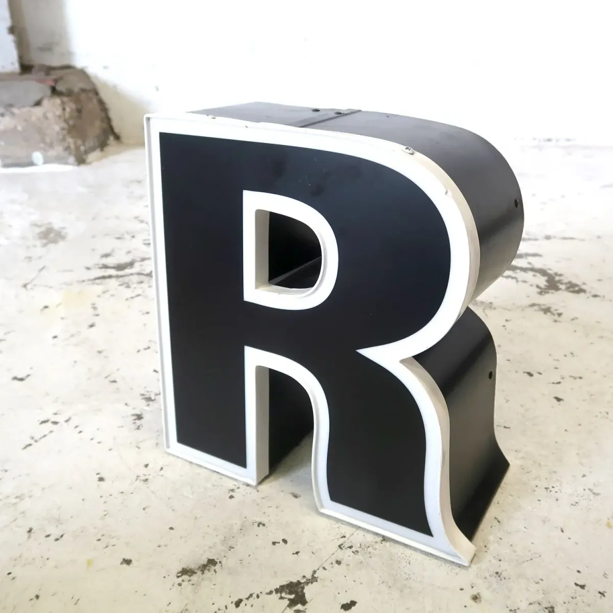 ビンテージ レターサイン R