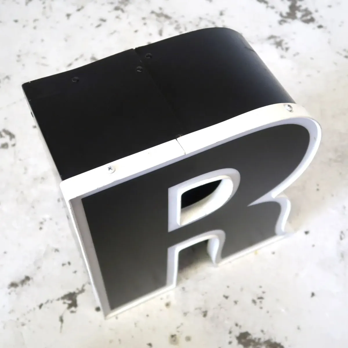 ビンテージ レターサイン R