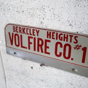 VOL. FIRE CO. ビンテージ サインプレート