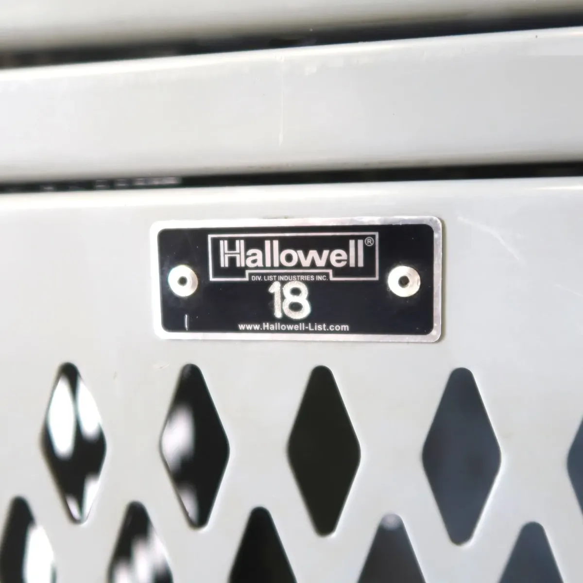 Hallowell メタルロッカー