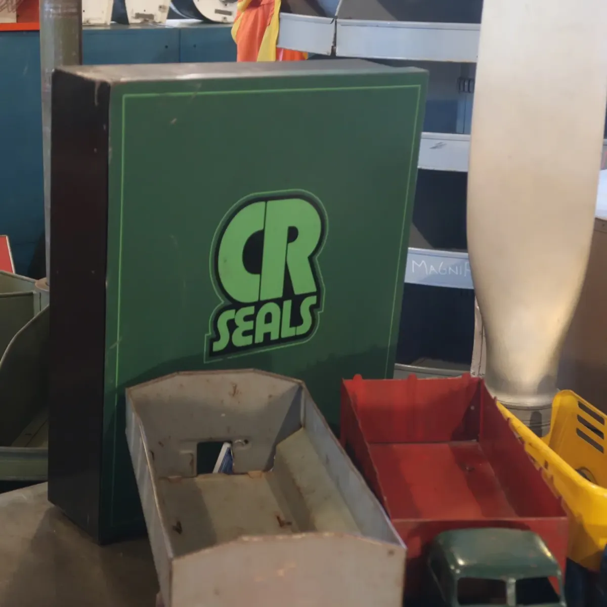 C/R OIL SEALS ビンテージ パーツキャビネット