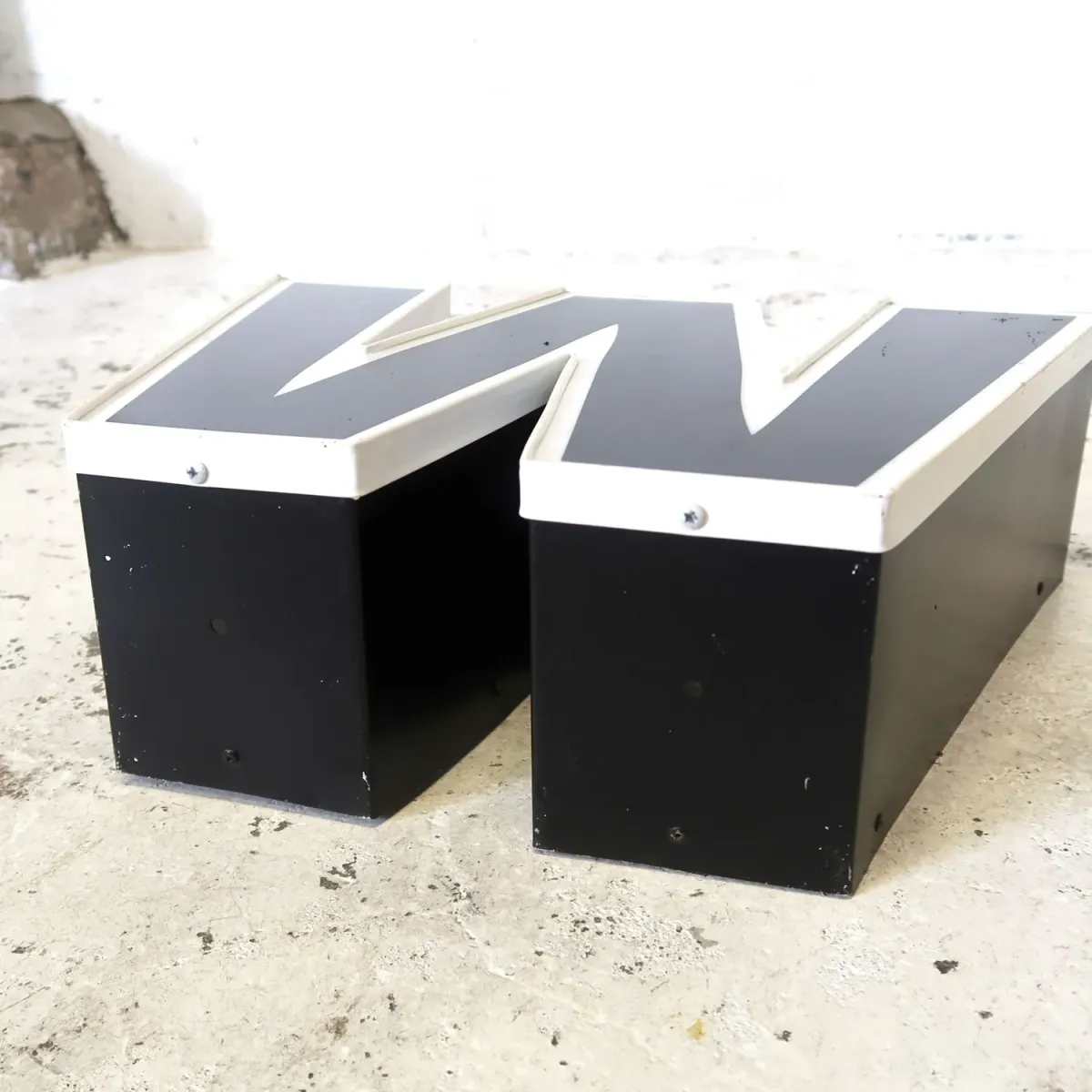 ビンテージ レターサイン W
