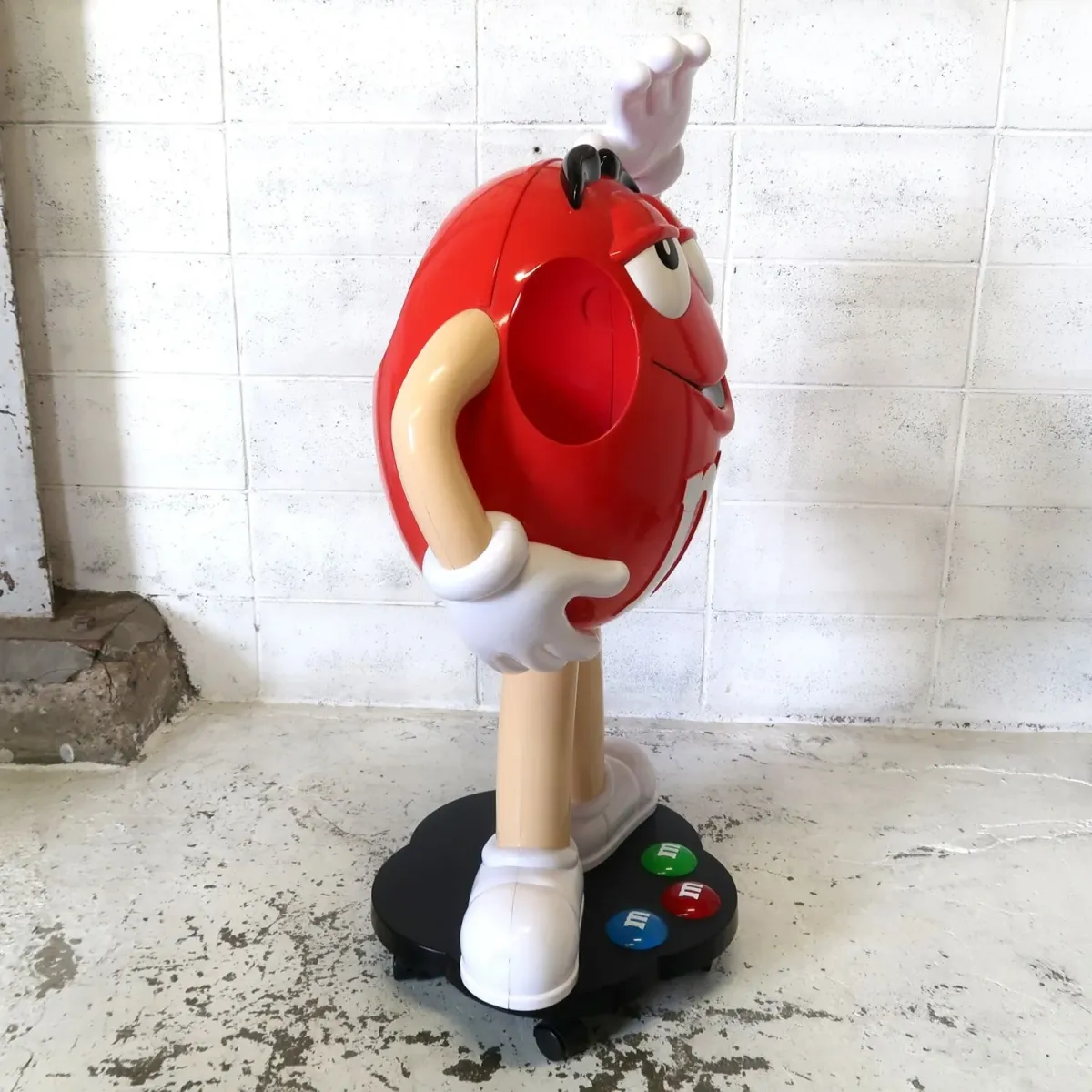 M&M's レッド 大型 ストアディスプレイ